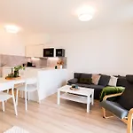 Apartment Loomena - Free Garage *