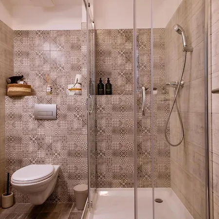 Loomená - Free Garage Apartamento Košice