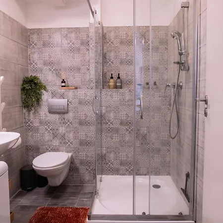 Loomena - Free Garage Kosice