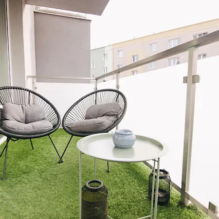 Loomená - Free Garage Apartamento Košice