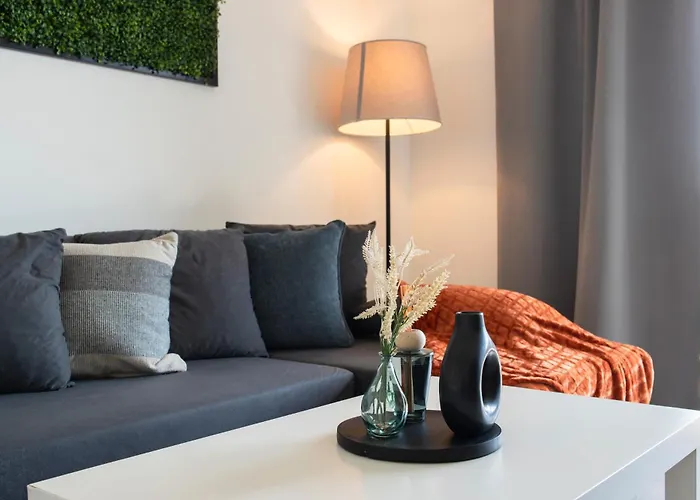 Loomena - Free Garage Apartman Kassa